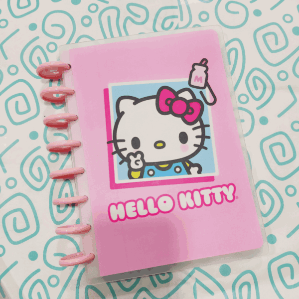 CUADERNO DE DISCOS A5 PUNTOS HOJAS ROSA - HELLO KITTY
