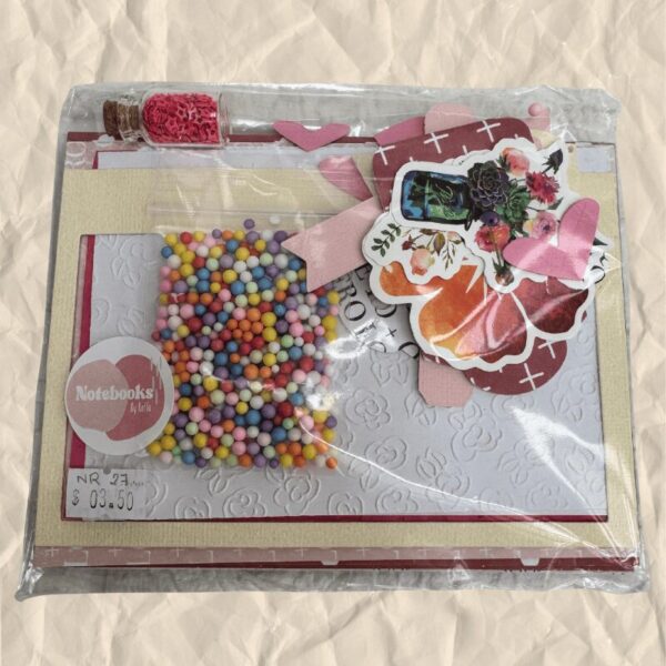 KIT PAPELES DECORATIVOS - RED & PINK  - 33 piezas